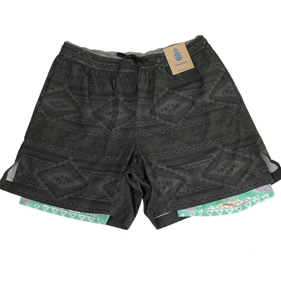 chubbies Men’s The Quest 5.5” Ultimate Training Shorts Large NWT - Picture 15 of 16